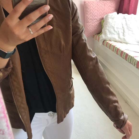Tan leather jacket - Picture 2 of 4
